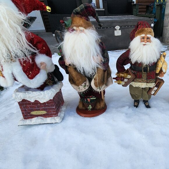 Santa Figurine - Wildwood International - Picture 7 of 9